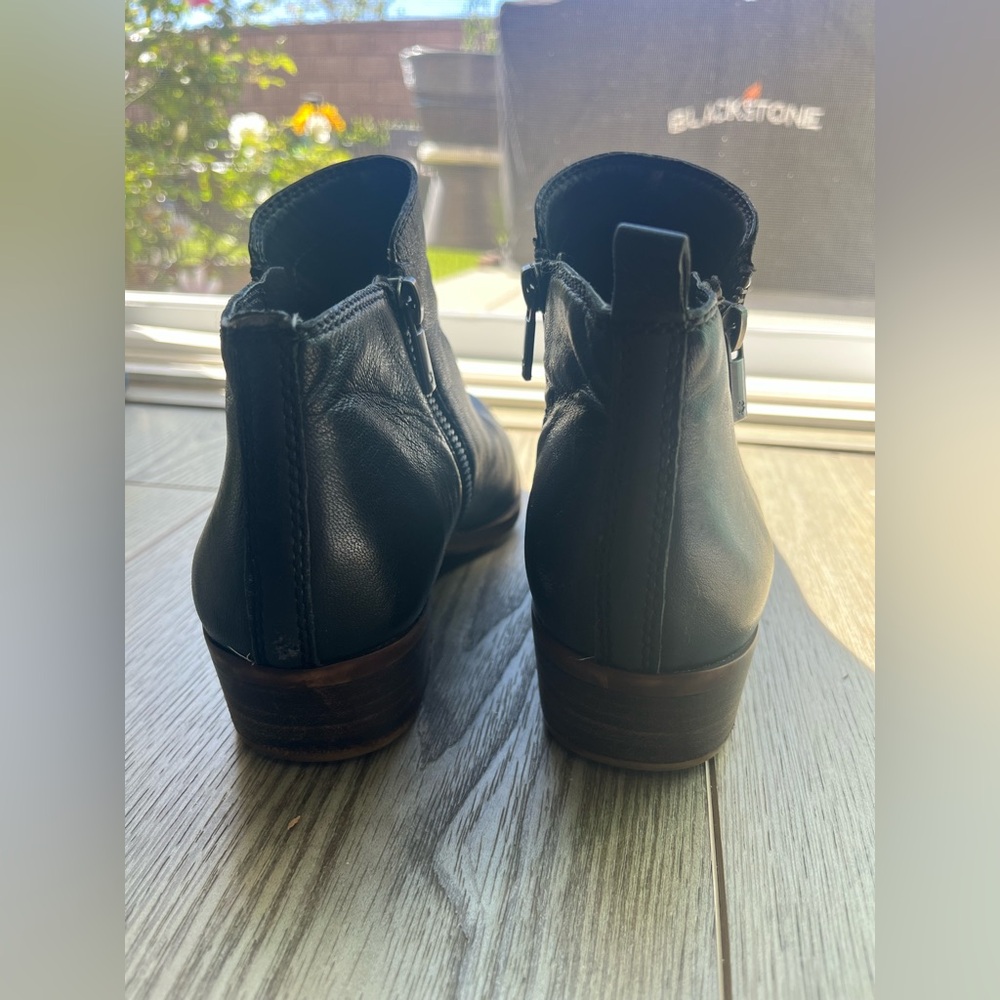 Lucky Brand Black Leather Zip Ankle Boots - Picture 5 of 7